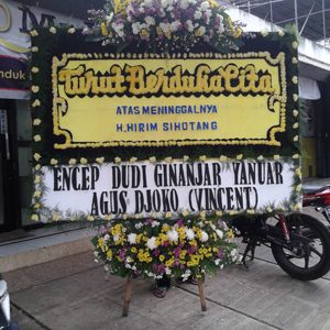 bunga papan duka cita